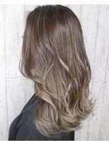 【神水交差点】≪社会保険完備≫≪交通費全額支給≫全国ファッション誌に掲載歴のあるスタッフ在籍！！髪質改善しながら、トレンドを意識したヘアスタイルが人気のヘアサロン「Sea-La Beauty Resort（シーラビューティーリゾート）」からスタイリスト（美容師）の求人★☆