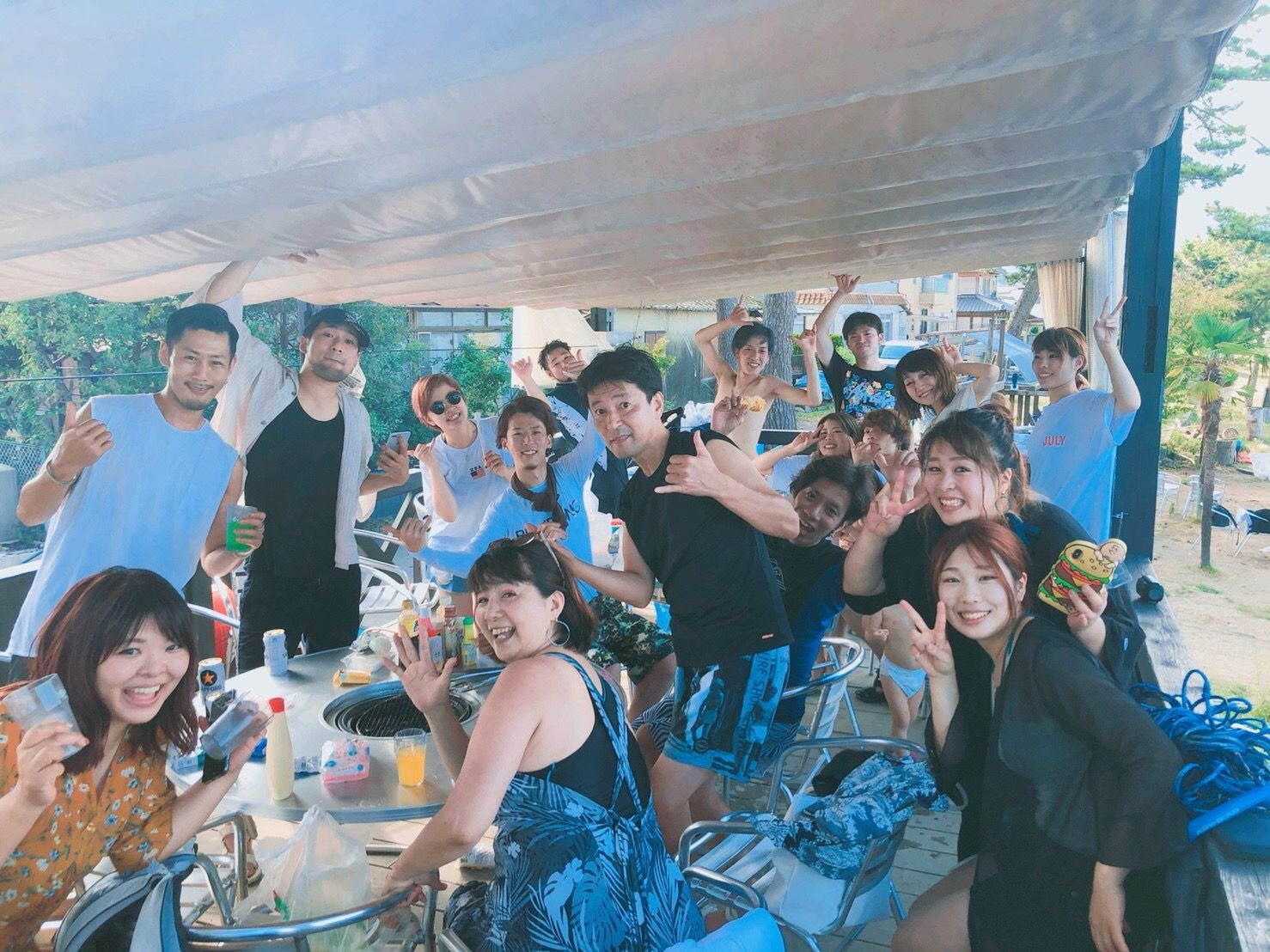 【東向日】≪月8,9日休み≫≪社会保険完備≫≪有給休暇あり≫20時までに退勤可能！スタッフ同士とても仲が良く離職率がとても低い会社◎地域密着型の実力派少人数制サロン！“stella 東向日店（ステラヒガシムコウテン）”からスタイリスト（美容師）の求人☆★