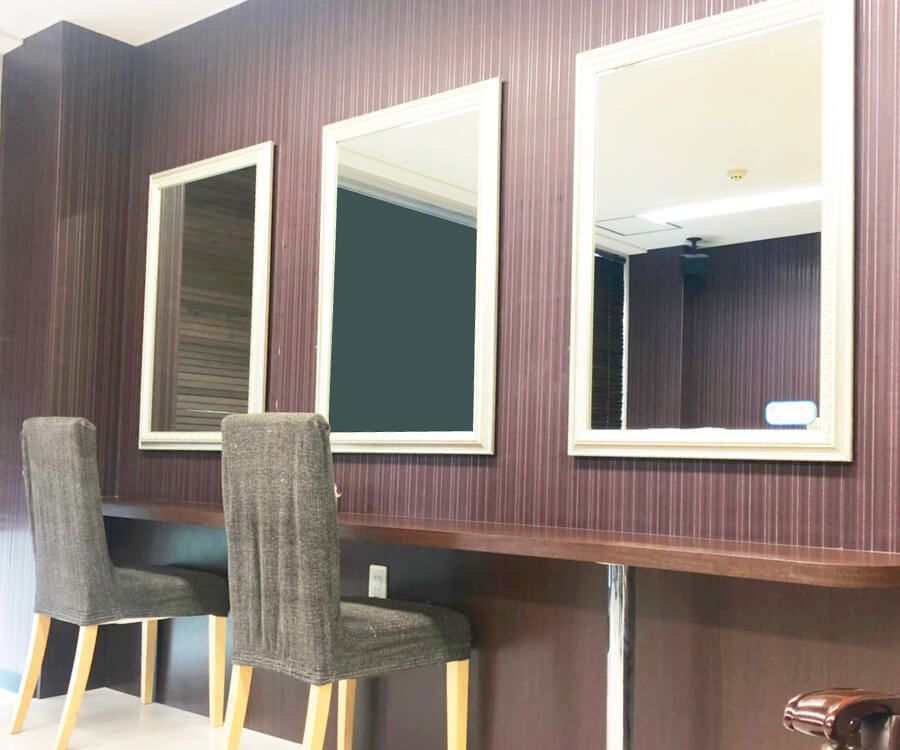 【新市街】≪月休8日・社会保険完備・研修中もお給与アリ≫充実の教育環境！未経験の方もご安心ください。1日でも長く働ける環境づくりに取り組みます！店舗展開中の人気アイラッシュサロン「RECARO 熊本本店（レカロクマモトホンテン）」からアイリスト（まつげエクステ・まつげパーマ）の求人☆☆