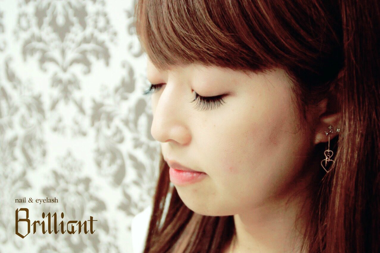 【草加駅】◆完全週休2日制・社会保険完備・有給休暇あり◆安心して働ける環境の中で、しっかり稼いでお休みも充実!一人ひとりがスキルアップを目指せます。「Brilliant(ブリリアント)」からアイリスト(アイデザイナー・まつ毛エクステ)の求人☆☆