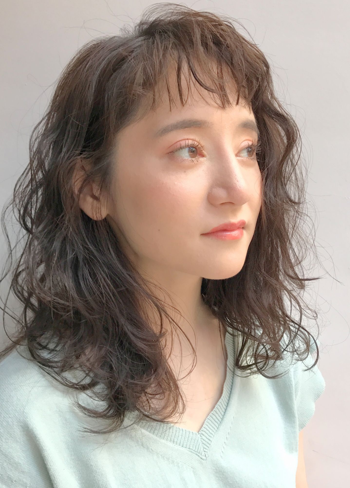 【南船場】≪完全週休2日制≫≪駅から徒歩5分とアクセス抜群！≫お洒落女子が通う隠れ家サロン。居心地の良い落ち着いた空間で人との出会いを大切に毎日楽しく美容の仕事を楽しみましょう「ANALOGUE（アナログ）」からスタイリスト（美容師）の求人☆★