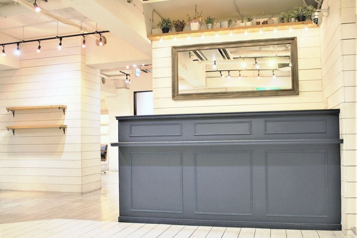 【松戸駅】◆2年以内のデビュー・有給休暇あり・月8日休み・社会保険完備◆幅広い薬剤のラインナップで20〜30代のお客様を中心に支持されています。入客チャンスが多いので成長が早いのも人気の秘訣Roots 松戸店(ルーツ マツドテン)からアシスタント(美容師)の求人☆★