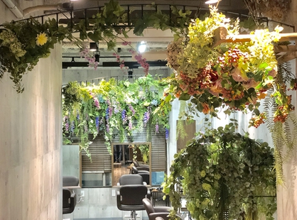 【相模大野】◆抜群の集客力・お休み充実◆フリーの入客チャンス多数あり、指名のお客様をつけるノウハウを学べます！しっかり稼げて、プライベートも充実できる環境Mayuri（マユリ）からスタイリスト（美容師）の求人☆☆