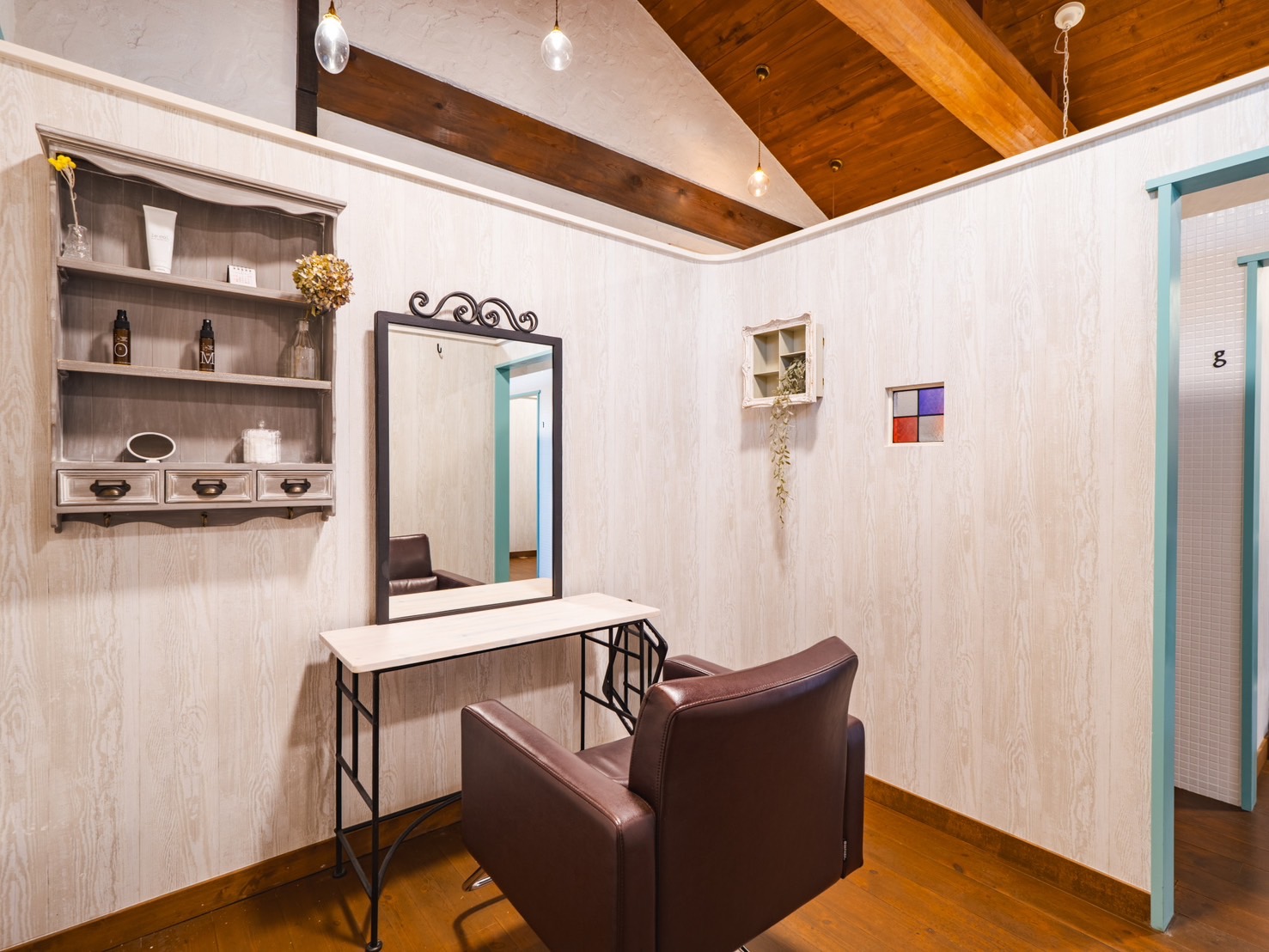 【倉敷駅】美容師として最も幸せに働ける環境を実現しました≪マンツーマン接客≫≪自分に合う働き方≫≪売上に応じて給料UP≫美容師でも、高収入でプライベートも充実！そんな理想のサロンで働いてみませんか 「CoRte.倉敷西坂店（コルテクラシキニシザカテン）」からスタイリスト（美容師）の求人☆★