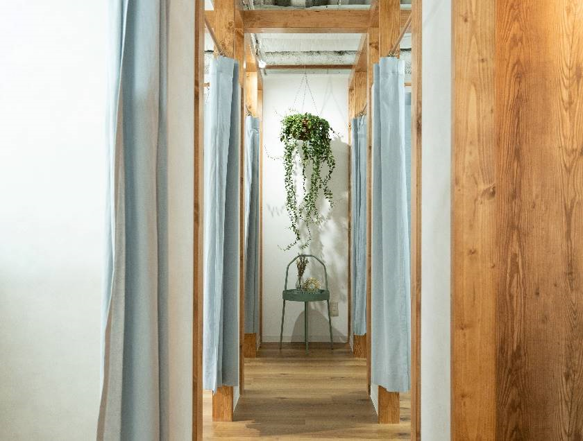 【自由が丘】★従業員満足と顧客満足を同等の価値で捉える★≪月給30万円以上可能≫≪完全週休2日制≫≪日曜・希望休・連休OK≫≪社保完備≫≪有給100%取得≫≪産休育休実績多数≫女性が長期で活躍できる環境に自信あり「まつ毛パーマ専門店 Lifmo 自由が丘店(マツゲパーマセンモンテンリフモジユウガオカテン)」からアイリスト(まつ毛パーマ)の求人☆☆