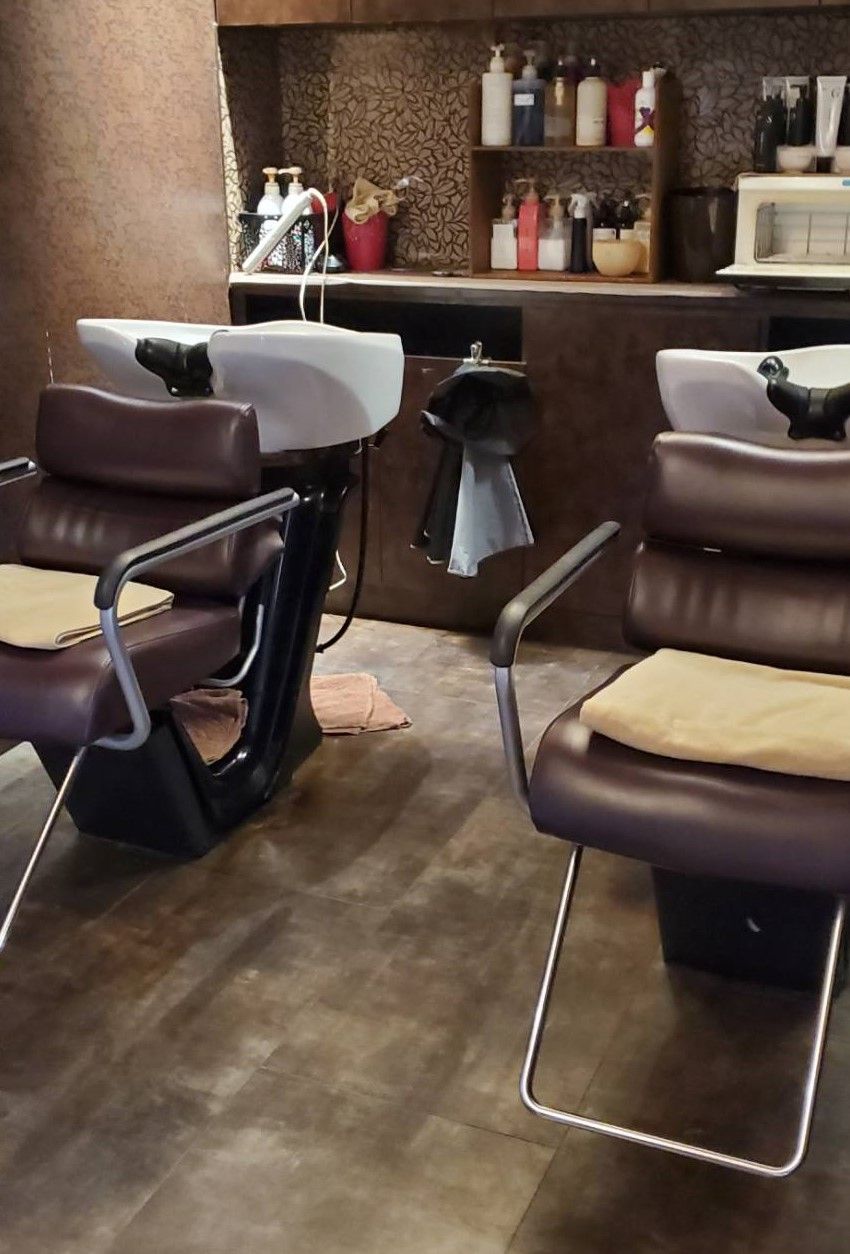 【尾張旭駅】≪月給25万円〜≫≪社会保険完備≫≪託児所完備≫売上に応じてお給料に還元。年間休日105日でプライベートも充実！働くママさんも大歓迎！“B’s amor 尾張旭店（ビーズアモールオワリアサヒテン）”からスタイリスト（美容師）の求人☆★