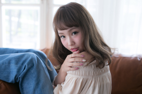 【鶴見】■月8日休み・実働8時間・社会保険完備・有給休暇あり■デビューまでの年数を自己設定!目標を明確にして着実に成長を目指しますcarin 鶴見店(カリンツルミテン)からアシスタント(美容師)の求人☆★
