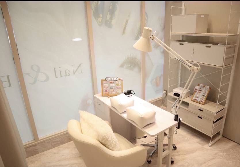 【北野田】≪完全週休二日制・土、日、祝休制度休≫≪月給20万円～≫≪時間給1200円～≫≪社会保険完備≫ママさんアイリストも長く活躍しています！ベルヒル北野田店にあり抜群の集客力！楽しんで働けるスタッフを大切にするサロン！「ehlfa Beauty（イルファビューティー）」からアイリスト（まつげエクステ・まつげパーマ・アイブロウ）の求人☆☆