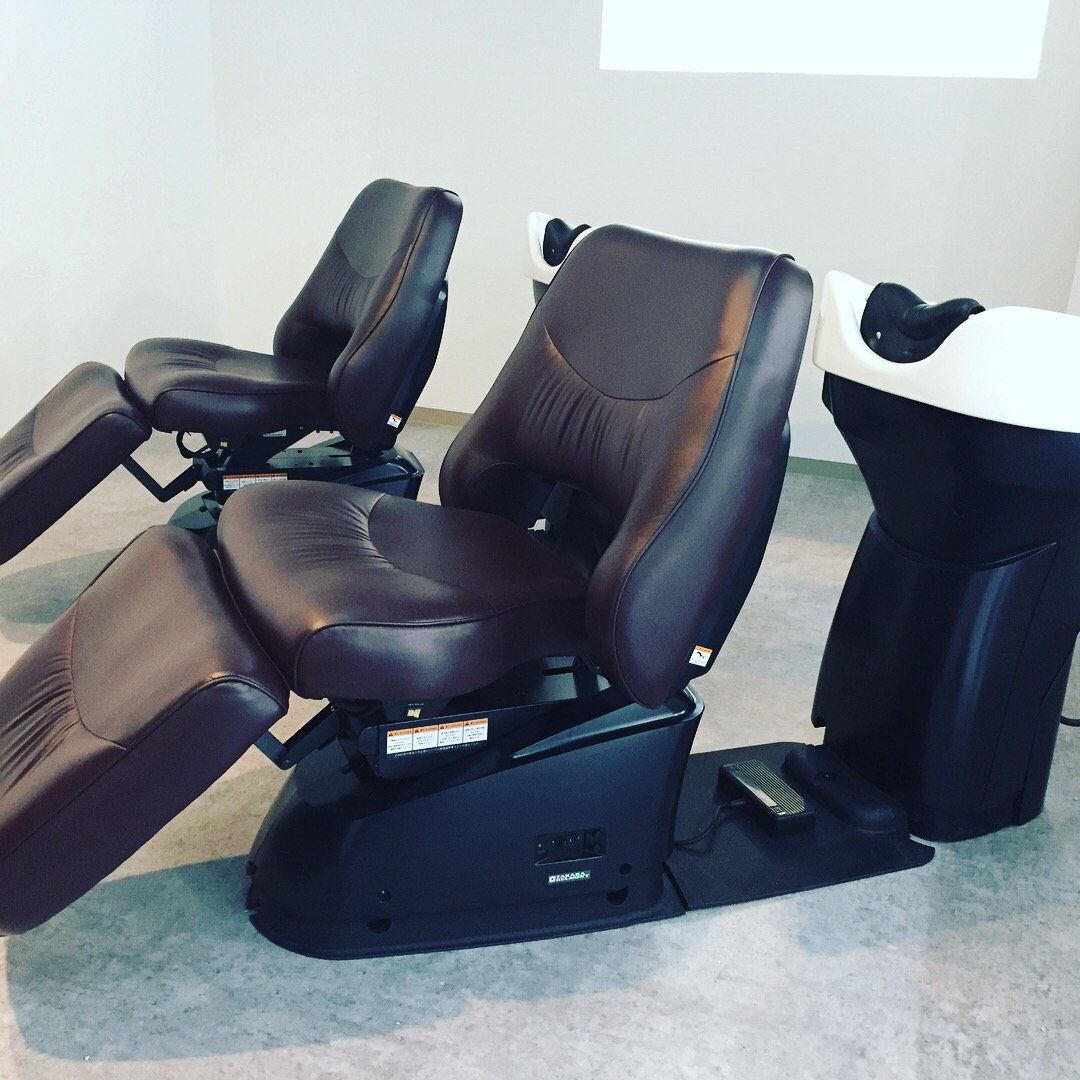 【高の原】コンテスト優勝経験あり、講師もするほどのオーナーさんから技術を教われます!ちょうどいい距離感、落ち着いて過ごせると人気のメンズサロン「Hairs LORO(ヘアーズロロ)」から理容師(理容室)の求人☆★☆