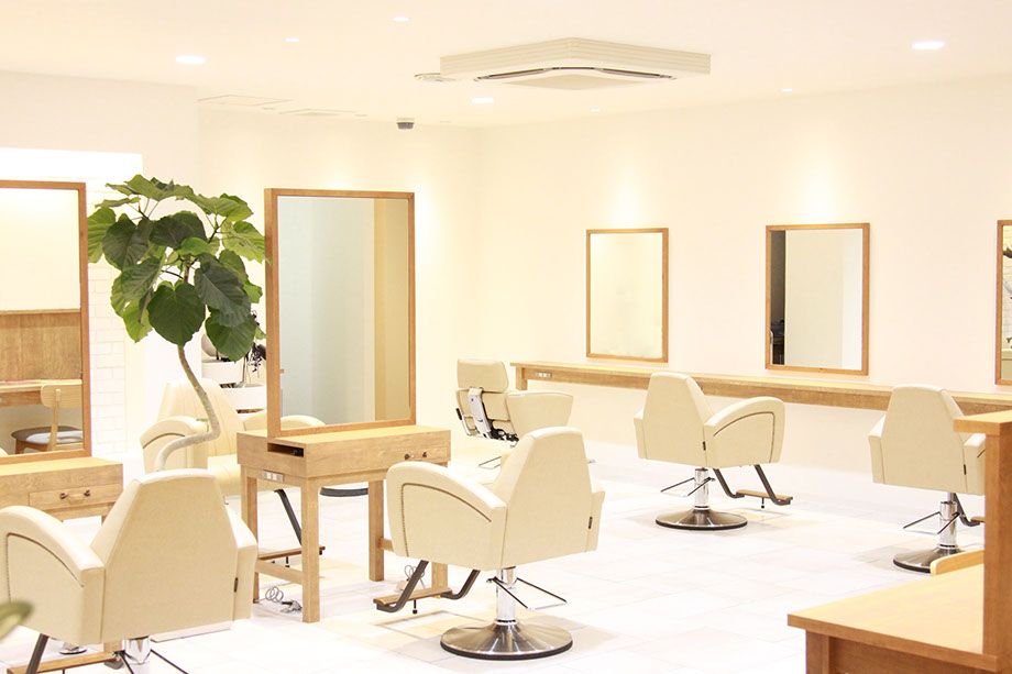 【尾上の松】≪社会保険完備≫≪完全週休2日制≫≪有給休暇あり≫≪レッスンが無い日は18時半ごろ退勤可能≫高待遇でしっかり稼ぐ事が出来るサロン!「preak(プリーク)」からスタイリスト(美容師)の求人☆☆