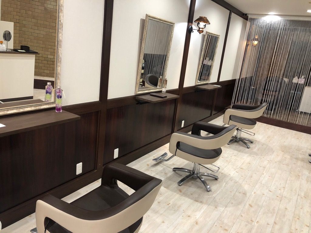 【阪神尼崎】≪完全週休2日制≫≪遅くなっても20時には退勤可能≫≪有給休暇あり≫業務委託への切り替え可能で自分の生活に合った勤務が出来ます！集客抜群の「relight（リライト）」からスタイリスト（美容師）の求人☆★☆