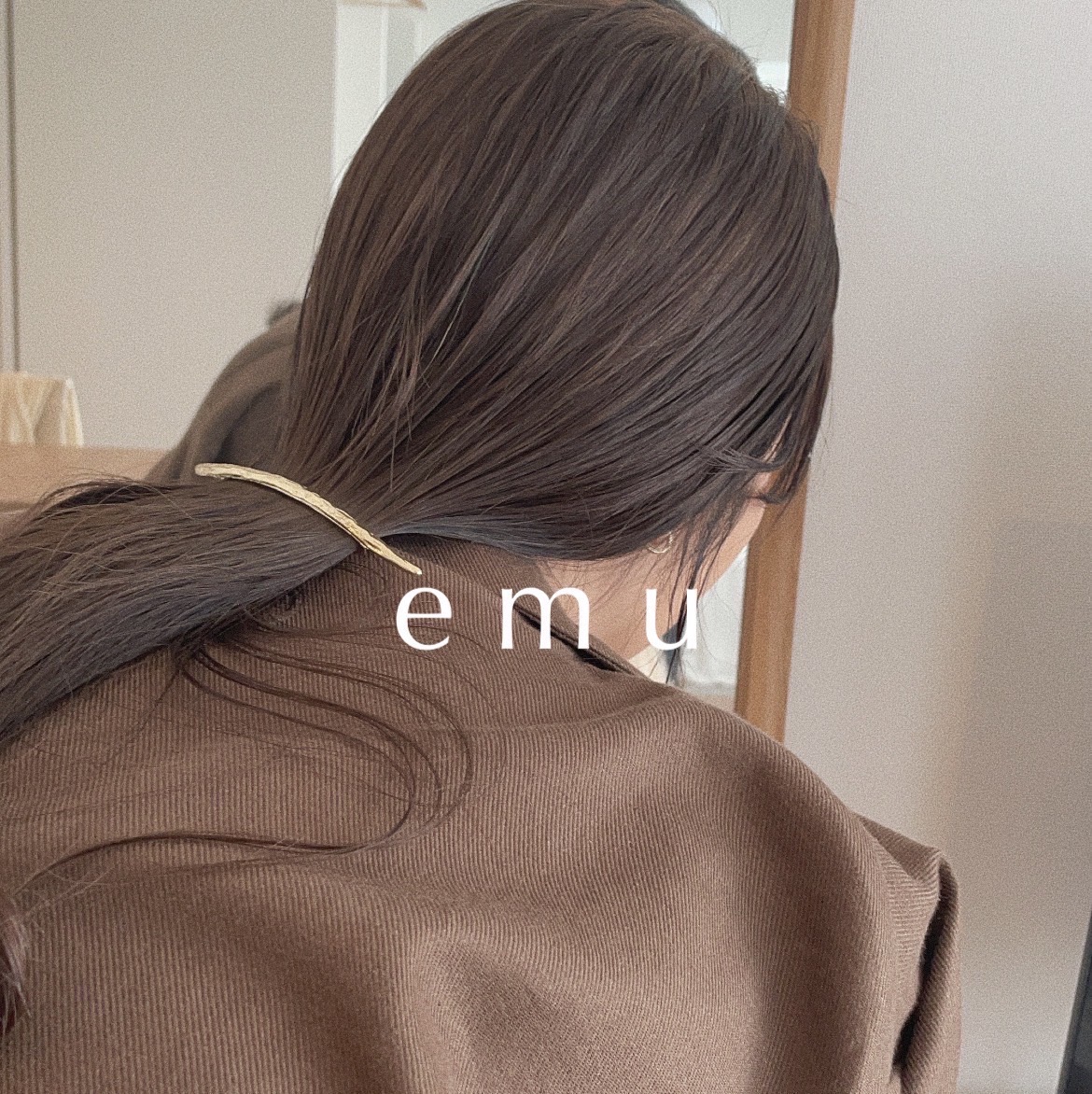 【赤坂駅】≪保証給あり・正社員OK≫指名50%／フリー40%還元！！単価を高めに設定し数をこなすのではなく一人ひとりのお客様としっかり関わり高収入を狙います！！マンツーマン接客で関わる半個室×業務委託ヘアサロン「emu head spa & treatment（エミュヘッドスパアンドトリートメント）」からスタイリスト（美容師）の求人☆★