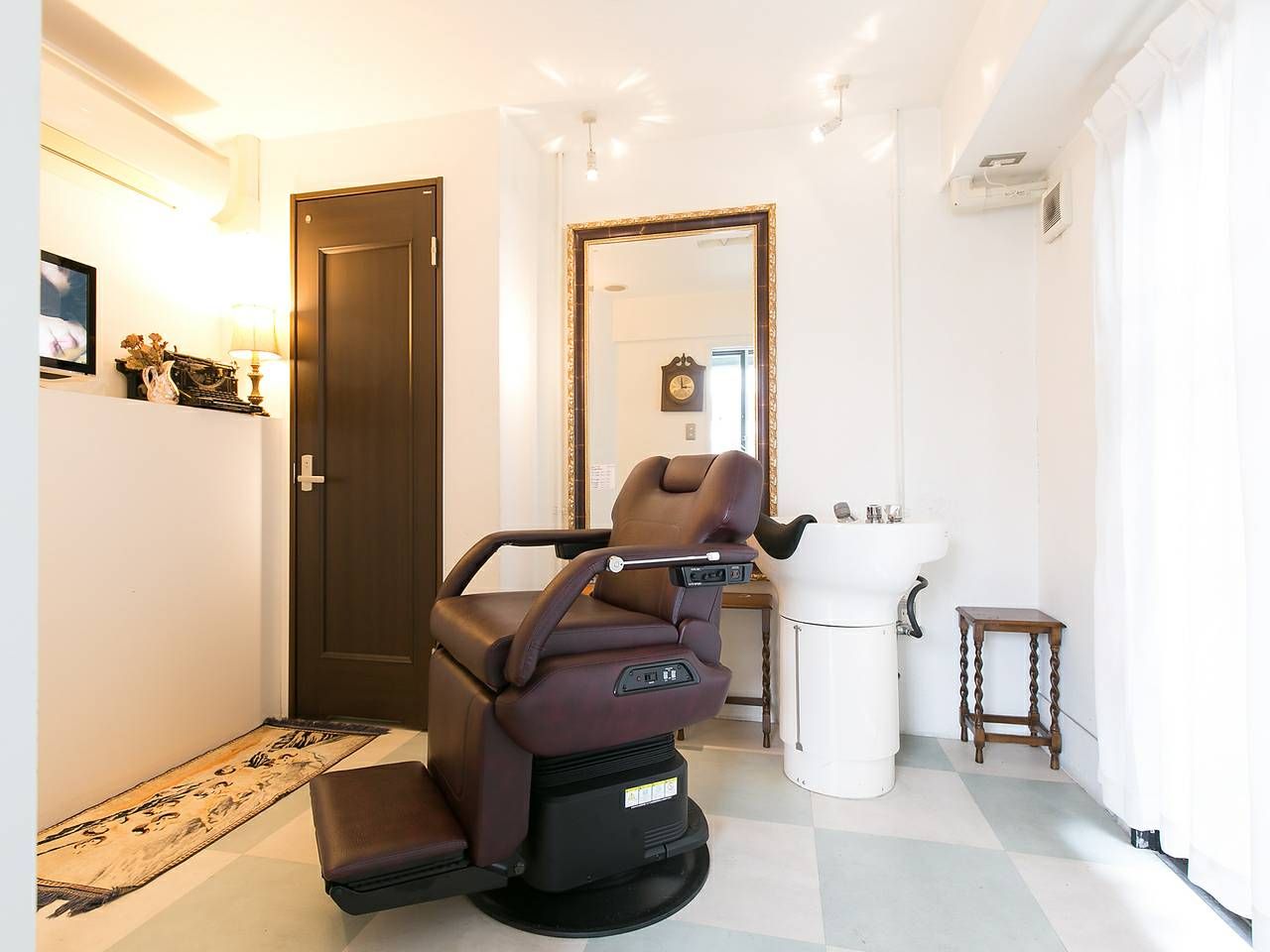 【高井田】≪月8,9日休み≫≪社会保険完備≫≪美容師とアイリストを兼任可能≫入客チャンスあり!お客さんとしっかり向き合って接客ができる環境!「RELAXATION SPA & HAIR SALON n.高井田(リラクゼーションスパアンドヘアサロンエヌドットタカイダ)」からスタイリスト(美容師)の求人☆★