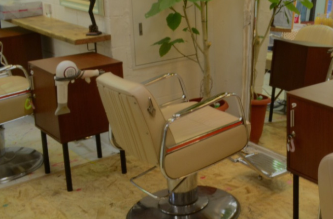 【藤沢駅】◆自由出勤制・指名売上の50％還元・集客バッチリ・指名料100％バック◆一人ひとりの希望に合わせた働き方が叶うので、充実した美容師生活が送れますBECK（ベック）からスタイリスト（美容師）の求人★☆