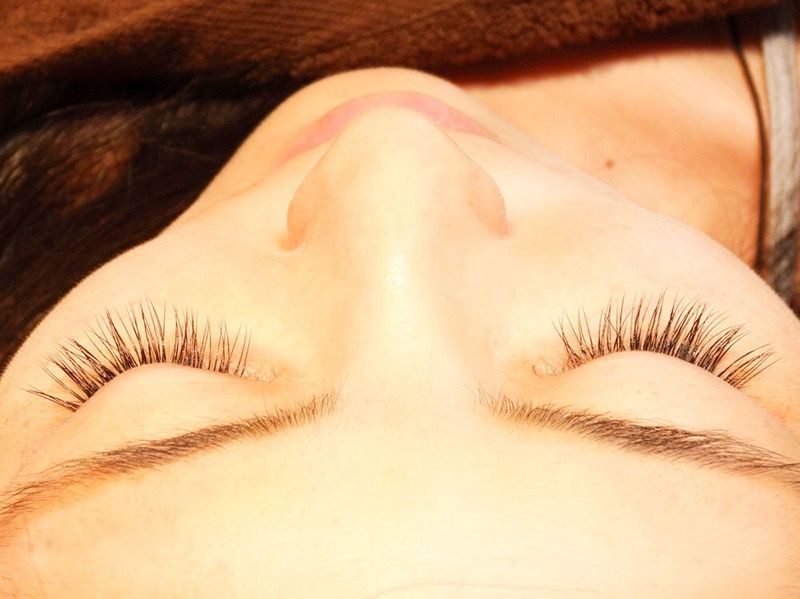 【三国ヶ丘】≪完全週休2日制≫≪20時までに退勤可能≫≪働き方の相談OK≫お仕事もプライベートも両立できる環境です〇ママさんスタッフも活躍中！！美容に関わるお仕事に就きたい方大歓迎です◎「Fiesta（フィエスタ）」からアイリスト（アイデザイナー・まつげエクステ）の求人☆☆