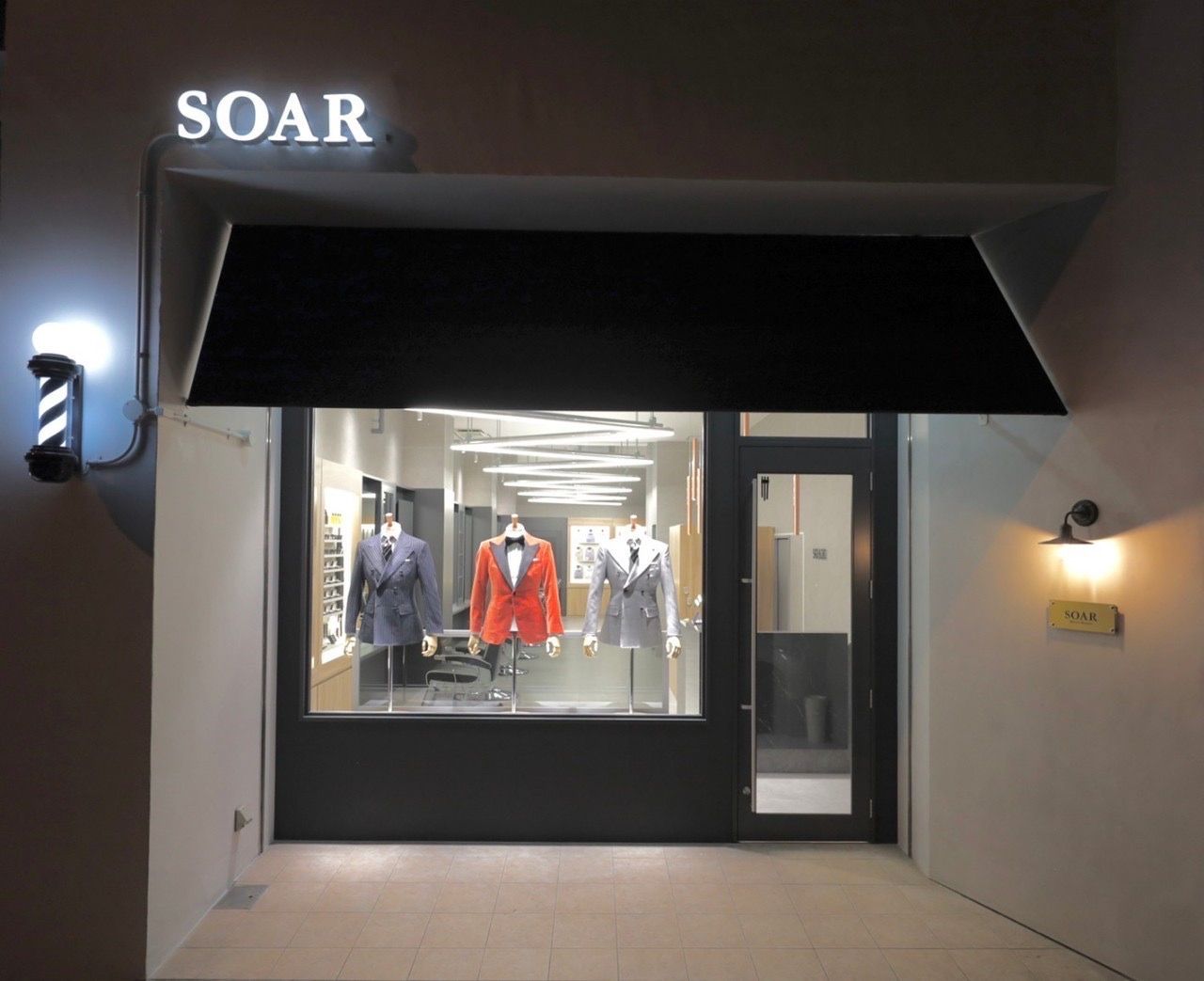 【新大阪】≪フリー45％／指名50％≫基本的にはマンツーマン制をとっており入客チャンスも◎既存店舗では月収４０万円以上の方ばかりのサロン「SOAR Men’s Barber 新大阪（ソアーメンズ バーバーシンオオサカ）」から理容師（理容室）の求人☆★☆