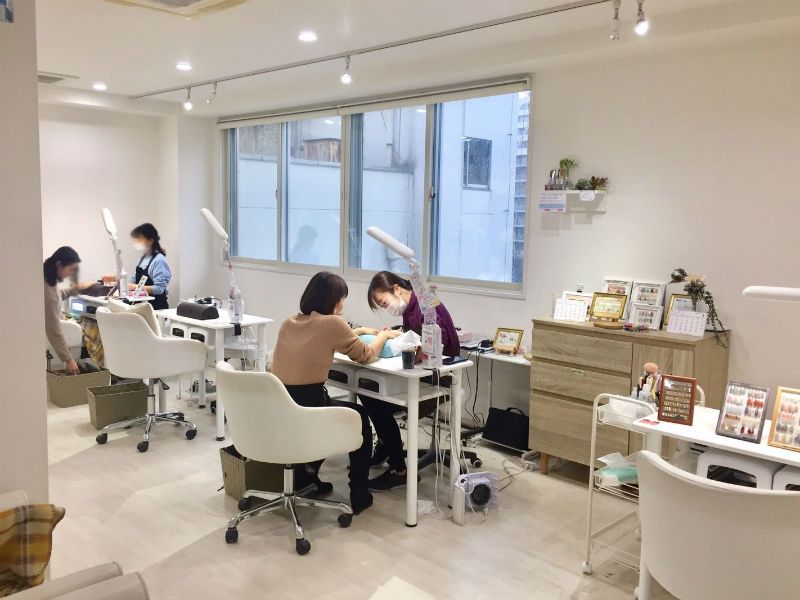 【東大通】≪実働8時間≫≪有給休暇あり・消化率100%≫≪土日祝の希望休OK≫≪社会保険完備≫研修体制バッチリ!ネイルのプロとして活躍したいならココ!「Nail&Eyelash Merci(ネイルアンドアイラッシュメルシー)」からネイリスト(ネイル)の求人☆☆