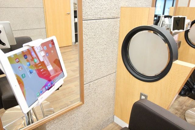 【西田辺】≪社会保険完備≫≪月8日休み≫≪20時迄に退勤可能≫≪残業なし≫≪賞与あり≫美容師でプライベートも充実！店内もウッドベースでオシャレ！地域密着型アットホームサロン！「olino（オリノ）」からアシスタント（美容師）の求人☆★