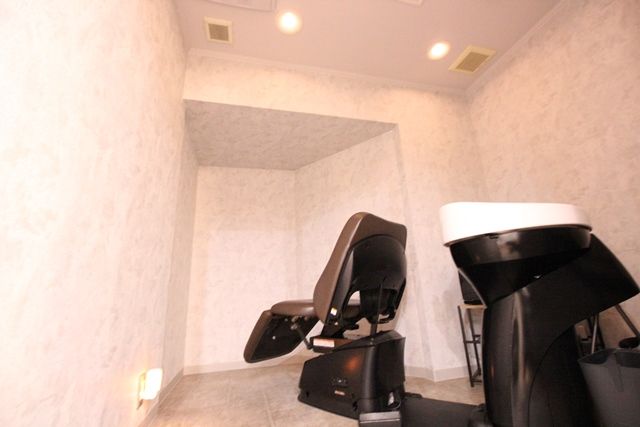 【西田辺】≪社会保険完備≫≪月8日休み≫≪20時迄に退勤可能≫≪残業なし≫≪賞与あり≫美容師でプライベートも充実！店内もウッドベースでオシャレ！地域密着型アットホームサロン！「olino（オリノ）」からアシスタント（美容師）の求人☆★