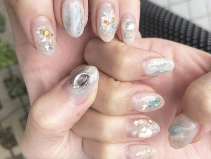 【国立駅】◆爪を傷めないパラジェル使用・月給19万円スタート・社会保険完備◆丁寧なケアにこだわったネイルメニューと、一人一人のお客様に合わせたトレンドデザインが人気のサロンScena Lice by Carina（シェーナリーチェバイカリーナ）からネイリスト（ネイル）の求人☆★