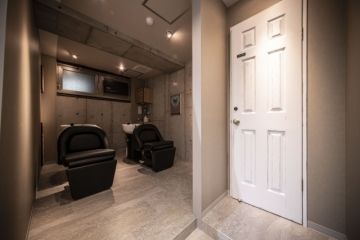 【博多駅】★業務委託は最低保障あり★月休8日、社会保険完備など充実した福利厚生も魅力のひとつ!!正社員・業務委託を選べるので自分に合った働き方ができますよ!!各エリアで集客好調のヘアサロン「pesca 博多駅前店(ペスカハカタエキマエテン)」からスタイリスト(美容師)の求人★☆