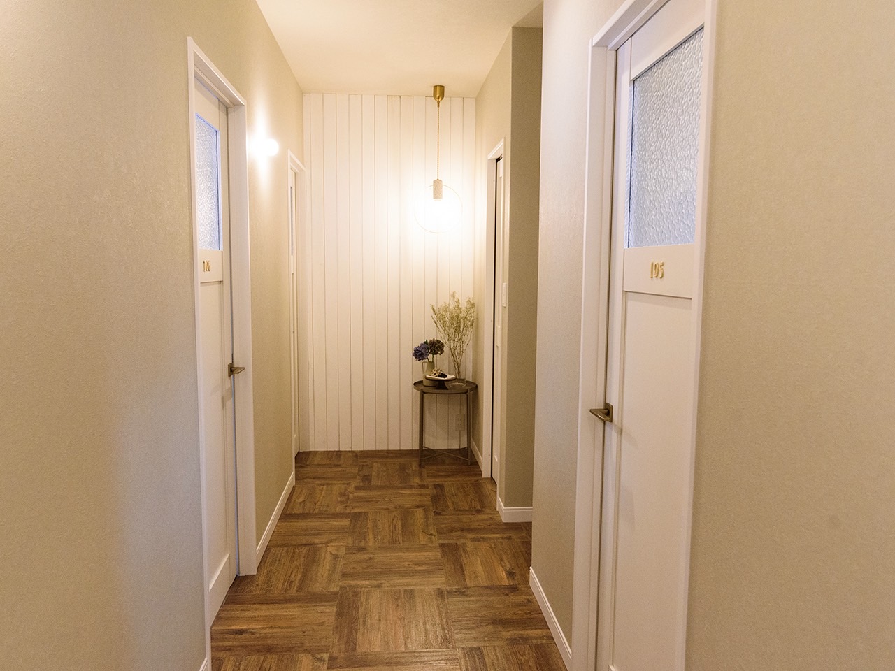 【高の原】≪時短勤務もOK！≫≪完全個室≫≪完全週休2日制＆社会保険完備≫≪頭皮ケアや髪質改善に注力≫スタイリストオンリーサロン！営業時間18時まで＆平均退社は17時！早い日には16時に退勤可能！完全個室の高単価サロンでお客様とじっくり関わっていくことができます！「atelier RICO奈良高の原店（アトリエリコナラタカノハラテン）」からスタイリスト（美容師）の求人☆☆