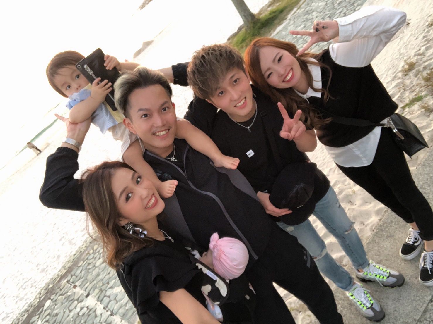 【武庫之荘】≪正社員は月給24万円〜!≫≪土日祝休みOK≫≪19時頃に退勤可能≫≪パートは週1日〜OK≫≪副業OK!≫しっかり稼げるのに休みが充実しているので仕事とプライベートが両立できる!「LANDS(ランズ)」からスタイリスト(美容師)の求人☆★