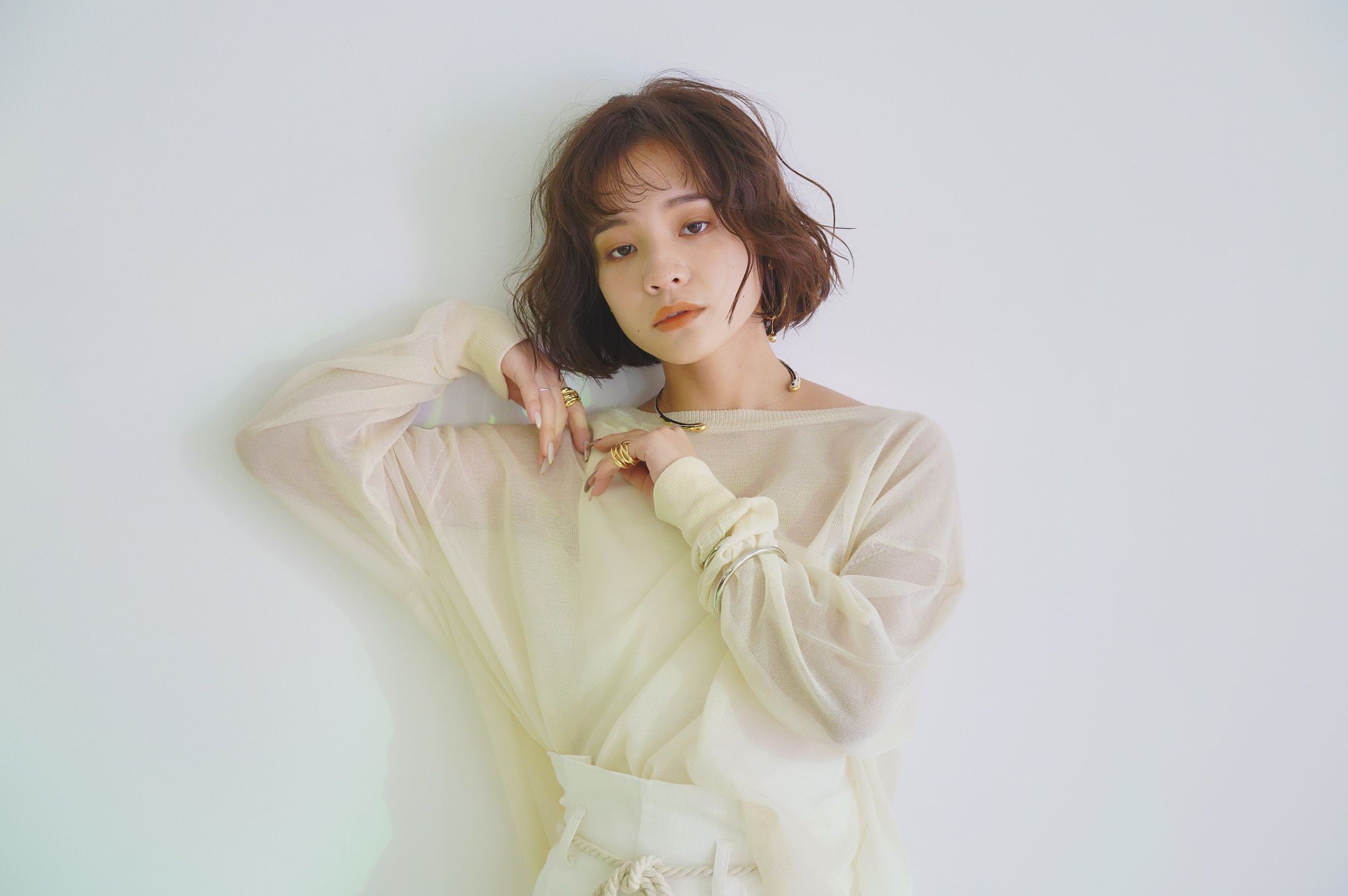 【江坂】≪月8日休み≫≪社会保険完備≫≪頑張り次第で2年でデビュー可能≫≪営業中レッスンも可能≫≪月給23万円〜≫スパニストも大歓迎の地域密着サロン「STAGE R.eco(ステージレコ)」からアシスタント(美容師)の求人☆★