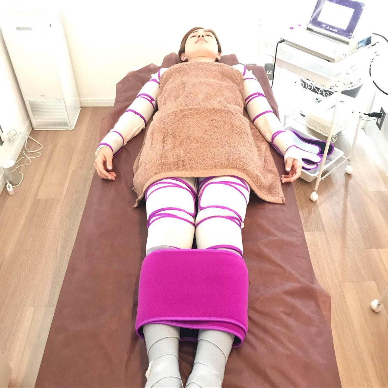 【上本町】≪実働8時間≫≪社会保険完備≫≪有給休暇あり≫経験者さん、痩身の好きな方大歓迎！！自分の好きや経験をフルに活かせるアットホームな個人サロン「beauty salon Luana（ビューティーサロンルアナ）」からエステティシャンの求人★☆★