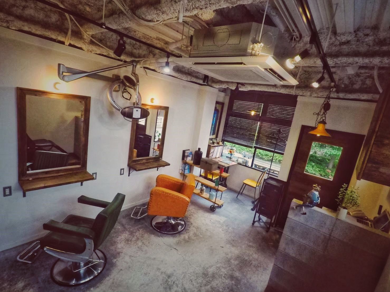 【豊洲】◆月給28万円スタート・高単価サロン・入客チャンス多数・社会保険完備◆マンツーマンの施術でお客様1人1人との関係性を大事にするサロン「Route hair design（ルートヘアーデザイン）」からスタイリスト（美容師）の求人★☆★