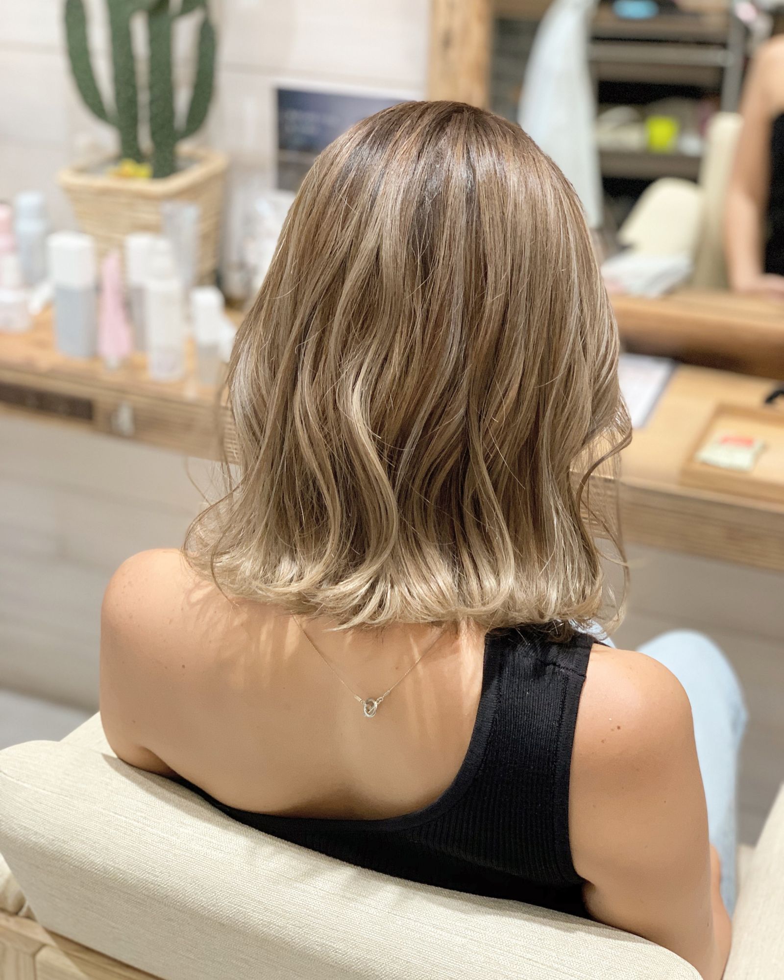 【三田駅】≪土日休み応相談≫≪交通費支給≫≪夏季・年末年始休暇あり≫営業中のレッスン可能!脱体育会系で自由度が高いお洒落な隠れ家サロン「Hair Life style LUKAHI(ヘアーライフスタイルルカヒ)」からアシスタント(美容師)の求人☆★