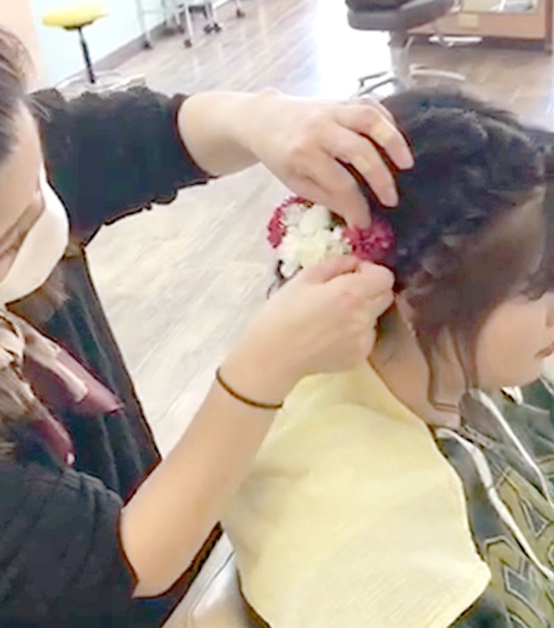 【間々田】◆日曜定休・社会保険完備・昼間の勉強会◆日曜定休や時短勤務も相談可能でママさんスタイリストも働きやすい！福利厚生の充実！安心して働ける環境が整ったサロン「RoteRoze 三和店（ローテローゼサンワテン）」からスタイリスト（美容師）の求人☆★