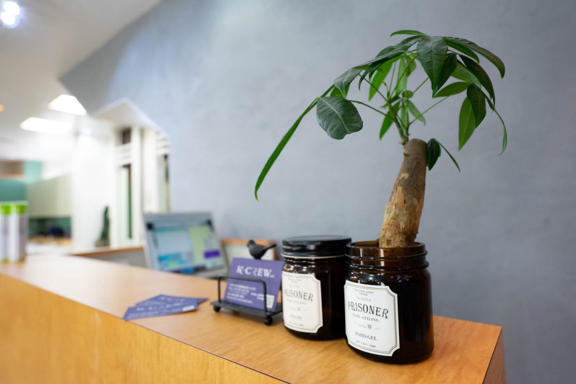 【堺東】≪営業中レッスンOK≫≪20時迄に退勤可能≫≪月に2日有給あり≫カリキュラムもしっかりしていて個人のペースでスタイリストを目指せる環境！地域密着型のアットホームサロン！「K-CREW un.（ケークルーアン）」からアシスタント（美容師）の求人☆★