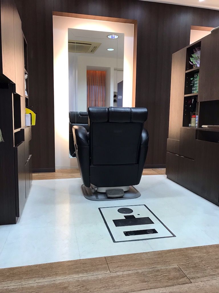 【五位堂】≪社会保険完備≫≪完全週休2日制≫≪安定して稼げる≫≪土日休みOK≫福利厚生もしっかりしているので安心して長く働ける環境！完全マンツーマンのサロンです！「DEARS 香芝店（ディアーズカシバテン）」からスタイリスト（美容師）の求人☆★