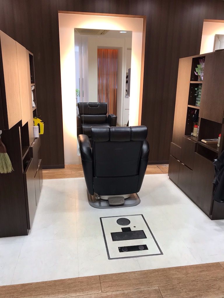 【五位堂】≪社会保険完備≫≪完全週休2日制≫≪安定して稼げる≫≪土日休みOK≫福利厚生もしっかりしているので安心して長く働ける環境！完全マンツーマンのサロンです！「DEARS 香芝店（ディアーズカシバテン）」からスタイリスト（美容師）の求人☆★