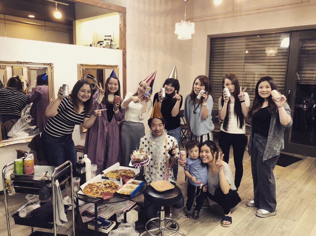 【和泉府中】≪月1回日曜休みOK≫≪選べる休日数≫≪19時退勤≫アットホームでスタッフ同士が仲良く働きやすい環境です！アイリスト専任として活躍しませんか？ 「eyelash salon cor（アイラッシュサロンコル）」からアイリスト（アイデザイナー・まつげエクステ）の求人☆☆