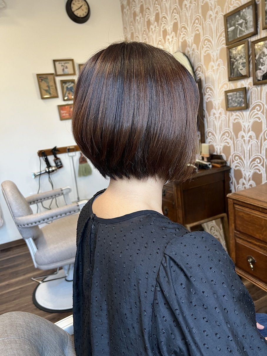 【長住】手荒れ、腰痛に不安がある方必見！！カットのみのお仕事です！！今までの経験を活かしお仕事できる「カット専門店 mille（カットセンモンテンミル）」からスタイリスト（美容師）の求人☆★☆