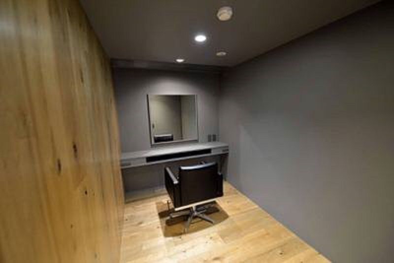 【警固】≪社会保険完備・入客チャンスあり・個室あり≫充実した福利厚生・アットホームな雰囲気のサロンでお仕事がしたい方にピッタリ!高単価でヘアケアやスパに力を入れているヘアサロン「HIQU ROOM(ヒクルーム)」からアシスタント(美容師)の求人☆★☆