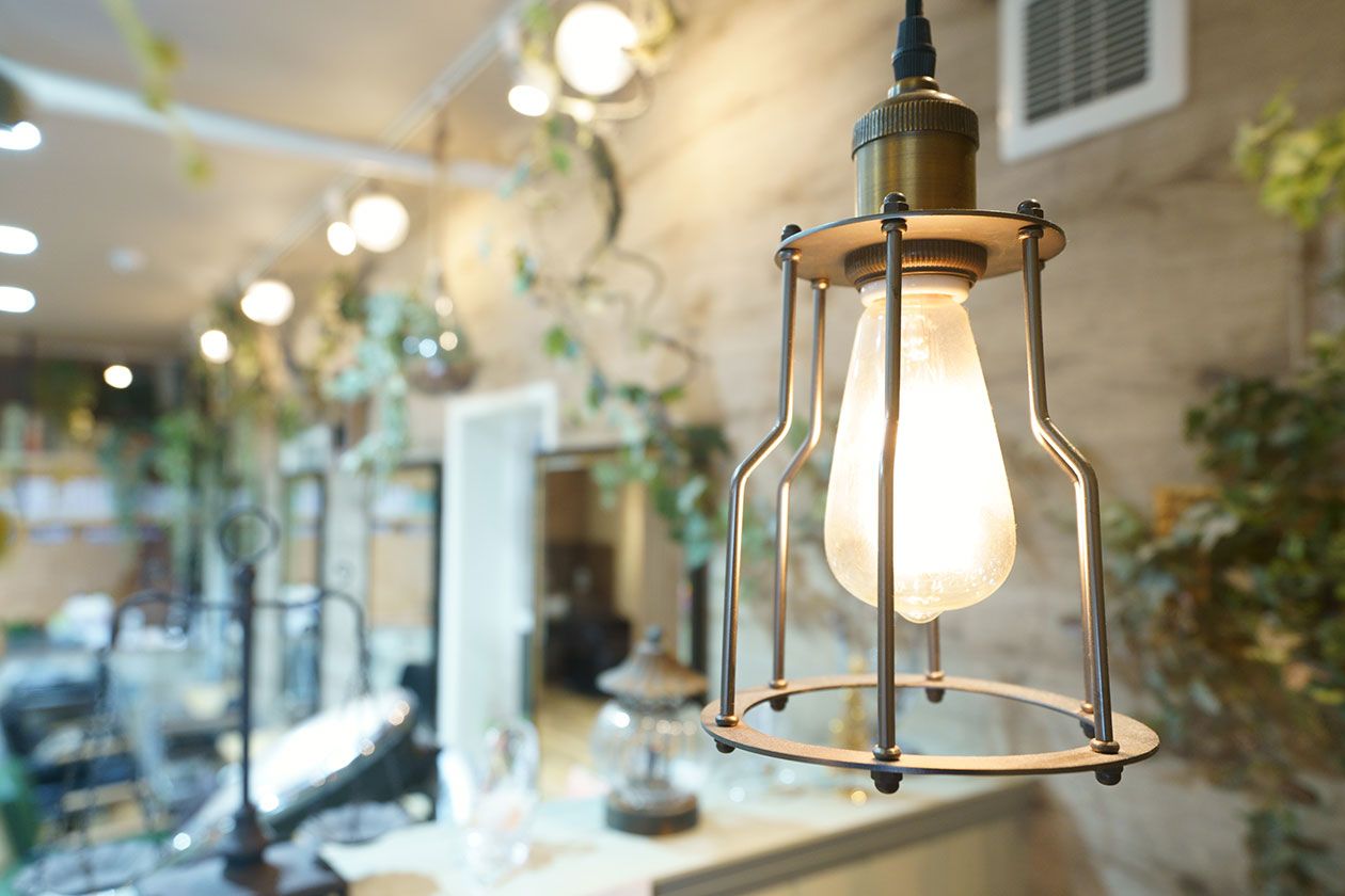 【星川】業務委託と正社員を選択可能！◆土日休みOK・有給休暇あり・社会保険完備◆15時までの勤務など、柔軟に対応可能！各種イベントや撮影チームの設置など、興味があることをピックアップして挑戦できる「Salt 星川店（ソルトホシカワテン）」からスタイリスト（美容師）の求人☆★