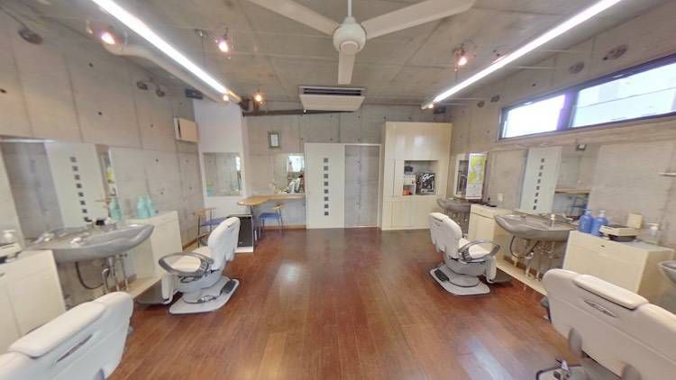 【伊丹】≪パートOK≫≪スタッフ定着率高≫若者からお年寄りまで幅広い層のお客様が利用する地域密着型のサロンです！「ヘアーサロン柄谷（ヘアーサロンカラタニ）」から理容師（理容室）の求人★☆