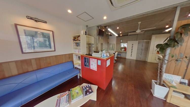 【伊丹】≪パートOK≫≪スタッフ定着率高≫若者からお年寄りまで幅広い層のお客様が利用する地域密着型のサロンです！「ヘアーサロン柄谷（ヘアーサロンカラタニ）」から理容師（理容室）の求人★☆