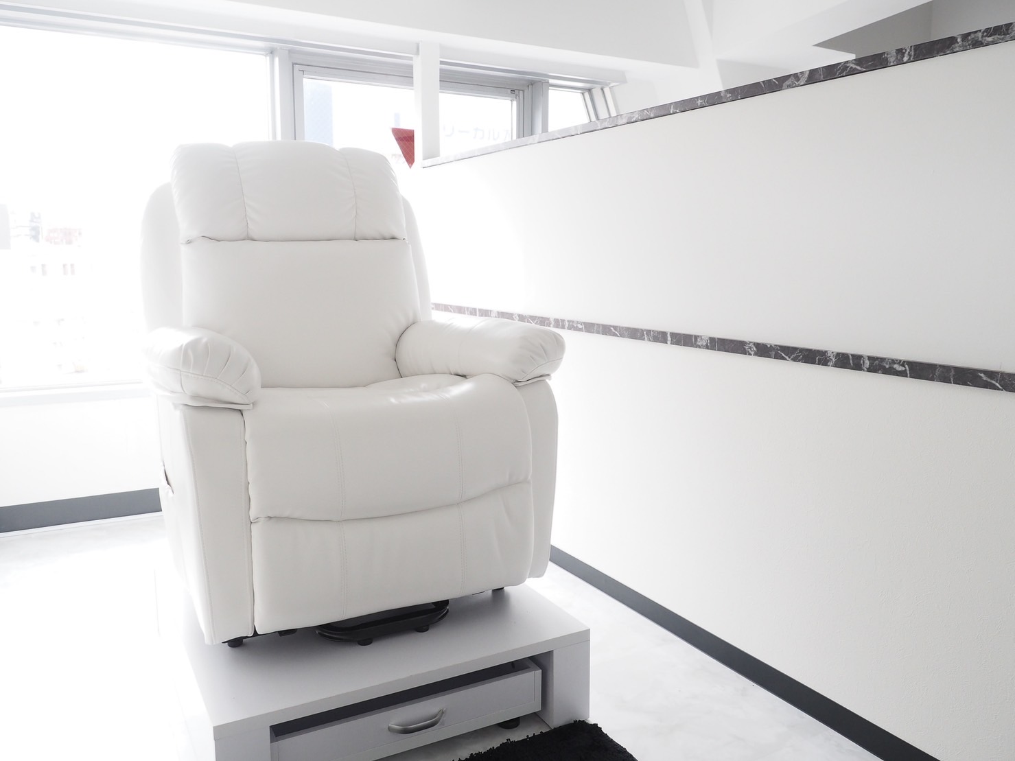 【梅田】韓国、中国のトレンドスタイルも取り揃え！≪社会保険完備≫≪最大3連休取得OK≫≪土日休みも月2回までOK≫プライベート充実＆しっかり稼ぎたい方必見！充実の手当で月給30～60万円も叶います！リピーター様が多く入客チャンスバッチリ「White Camellia 梅田茶屋町店（ホワイトカメリアウメダチャヤマチテン）」からアイリスト（まつげエクステ・まつげパーマ・アイブロウ）の求人☆