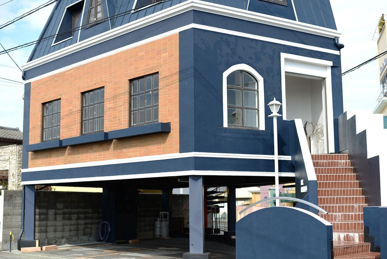 【JR徳島駅】≪平均総支給40万円！≫≪社会保険完備≫≪完全週休2日制≫産休育休制度などの嬉しい待遇あり！駅チカのヘアサロン「HAIR CREATION SOI（ヘアークリエーションソイ）」からスタイリスト（美容師）の求人☆★☆