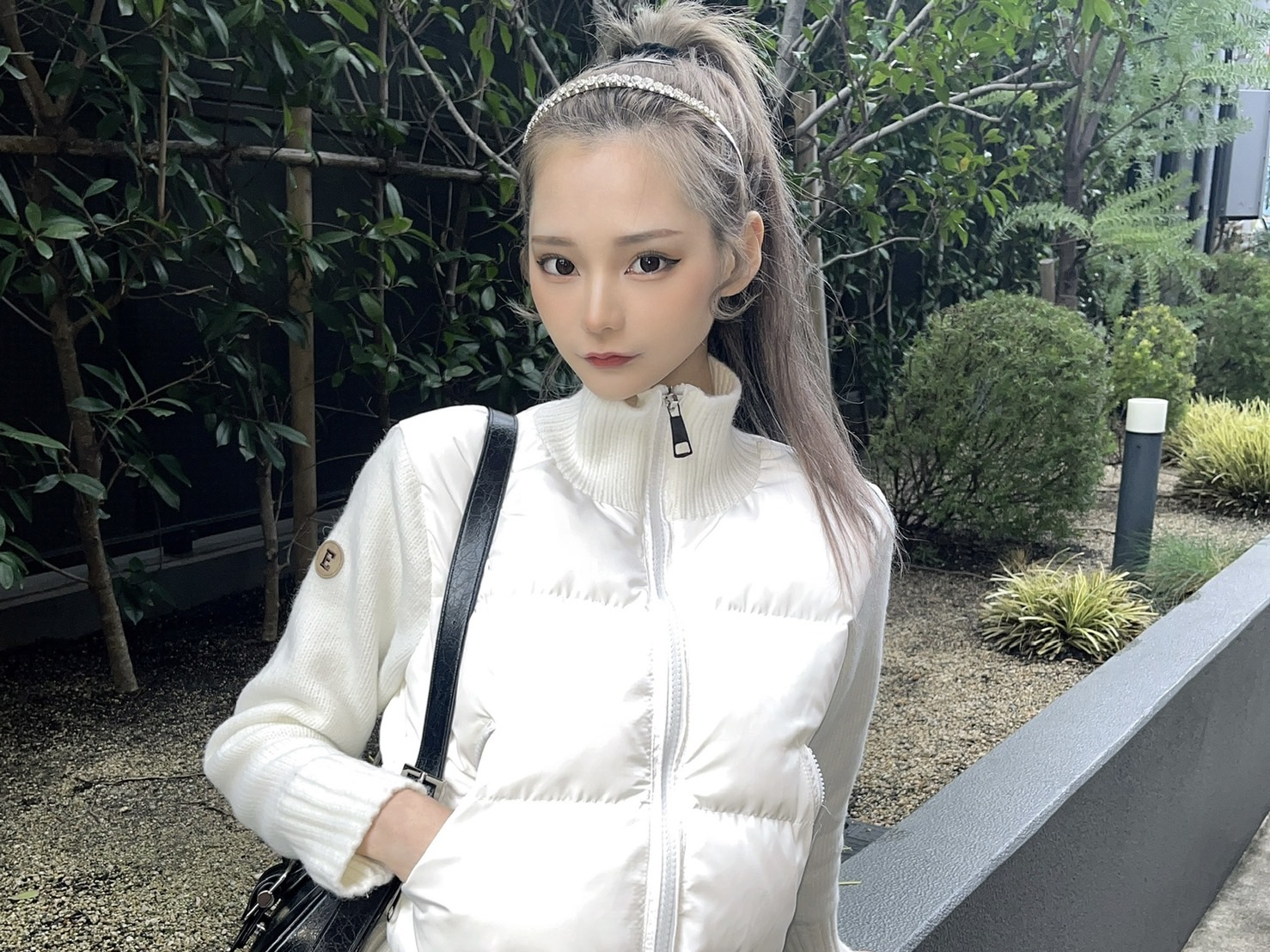 【心斎橋】≪入客チャンスあり≫≪新規100~150名≫≪高単価≫≪社会保険完備≫≪完全週休2日制≫福利厚生もしっかりしてるので仕事もプライベートも充実!エクステ、カラーに特化したサロン「mio by ReniA(ミオバイレニア)」からスタイリスト(美容師)の求人☆☆