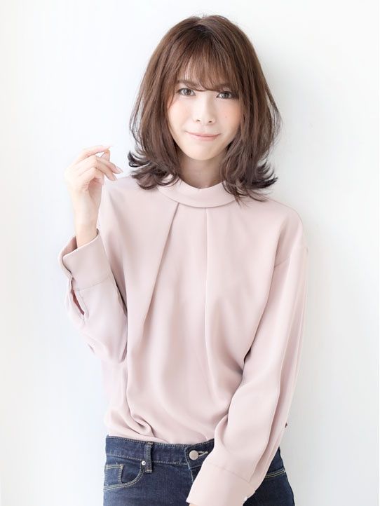 【鳥飼】≪月休8,9日・18:00退勤あり・社会保険完備≫長くお仕事できるように月に1度面談をしてスタッフ一人ひとりの話を聞き、一緒に成長しています。それぞれに合ったレッスン環境を創り、自信をつけることができる実力派サロン「RISA granche（リサグランシェ）」からアシスタント（美容師）の求人☆★