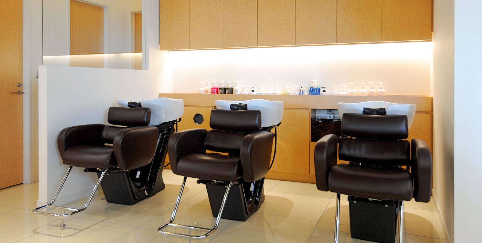 【池袋】◆完全週休2日制・産休育休制度あり・着付けも学べる・社会保険完備◆あなたの興味があることに挑戦可能、外部活動も盛んで、楽しい美容師ライフを送れます！安心してキャリアアップが可能な「Claude MONET 池袋店（クロードモネイケブクロテン）」からスタイリスト（美容師）の求人☆★