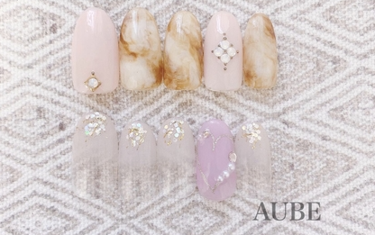 【渋谷駅】◆自由出勤制・交通費全額支給・時短勤務OK◆様々な働き方の希望に応じて働くことが出来ます!スタッフさんからの意見をしっかり相談をのってもらえる風通しの良い社風「AUBE(オーブ)」からネイリスト(ネイル)の求人☆☆