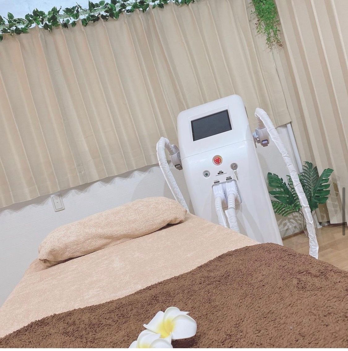 【博多南駅】≪GW休暇あり・駐車場完備・日祝が定休日≫土曜休みもOK！プライベートの時間もしっかり確保して働くことができるネイルサロン「CULU-LU（クルール）」からネイリスト（ネイル）の求人☆☆