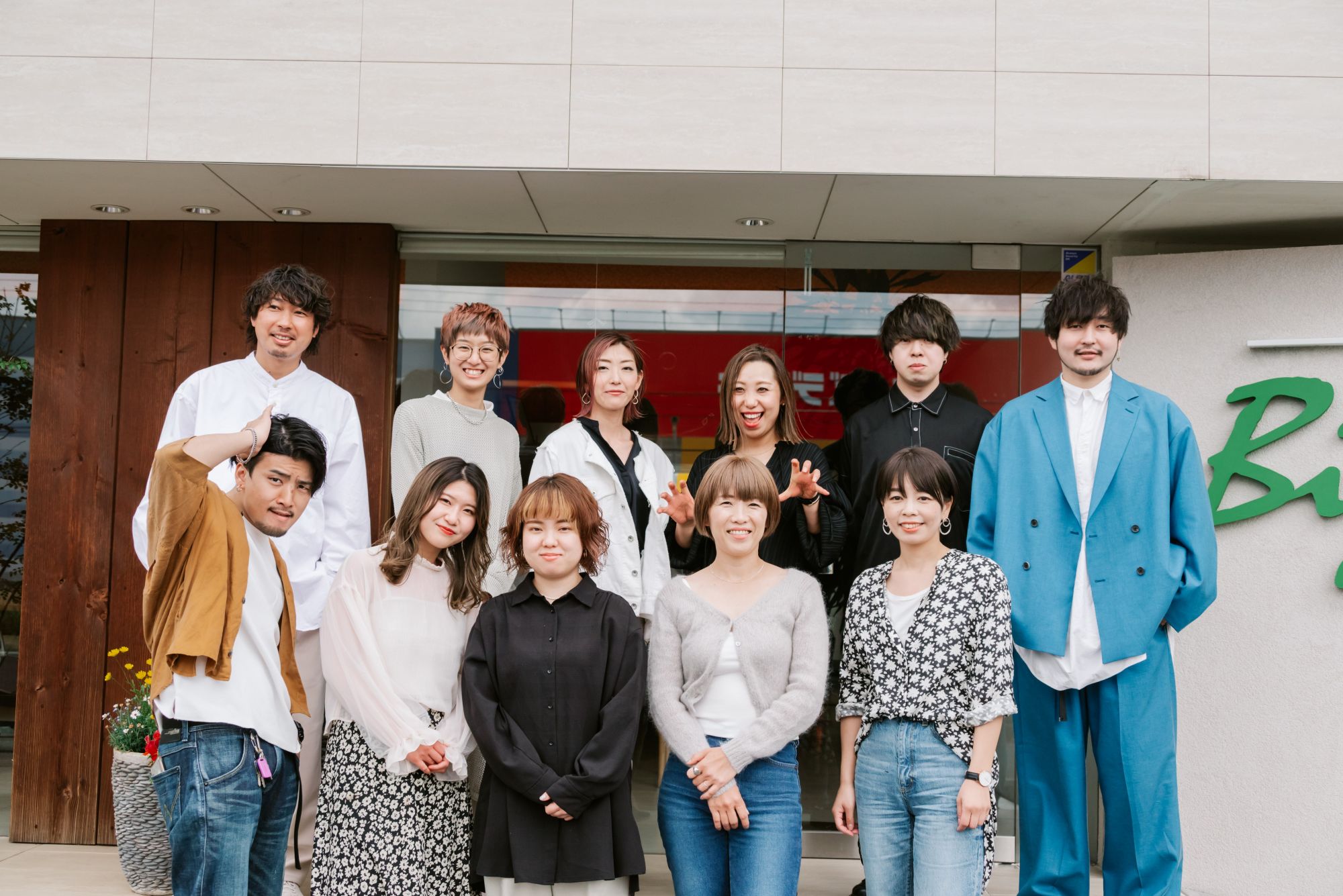 【ひたち野うしく】≪完全週休2日制≫≪20時までに退勤可能≫≪有給休暇あり≫≪独立支援あり≫たくさん稼ぎたい方には月6〜8日休みの働き方も選択可能!土日休みの取得も月1回までOKなので、充実したライフスタイルで働ける環境です!「hair resort Big up(ヘアーリゾートビッグアップ)」からスタイリスト(美容師)の求人☆★