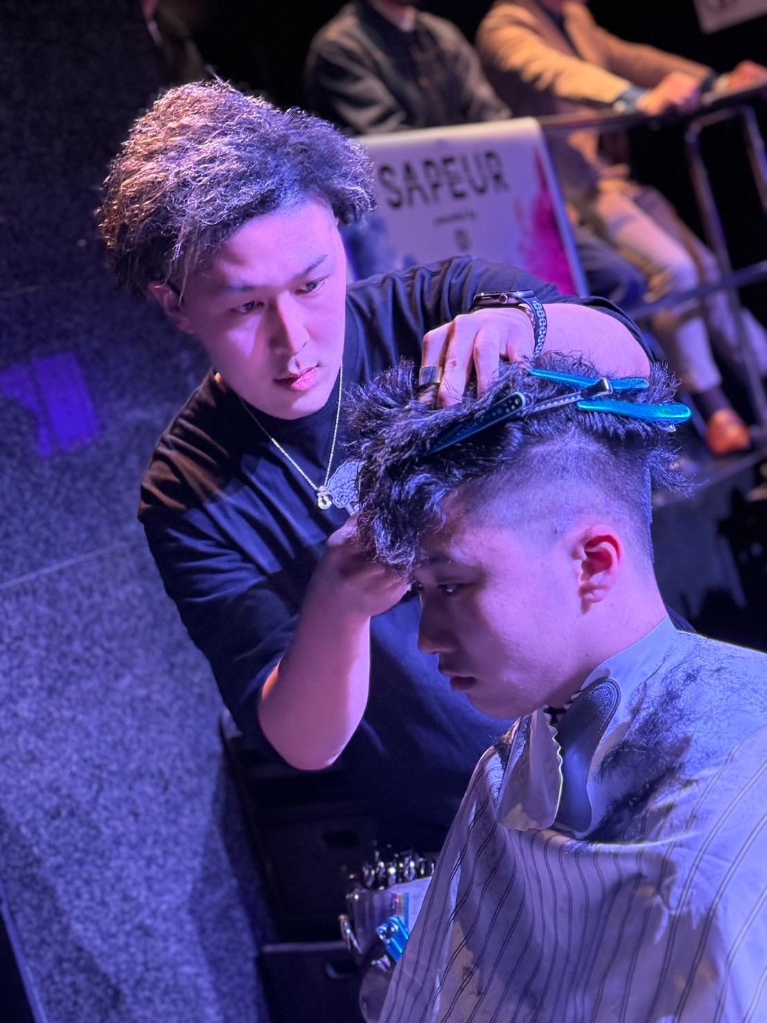 【吉塚駅】≪様々なキャリアプランあり・寮あり・社会保険完備≫人それぞれにあった働き方を選べます！！将来の目標をサポートして輝ける環境を創るヘアサロン「シルエット 吉塚店（シルエットヨシヅカテン）」から理容師（理容室）の求人☆★